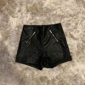Leather short